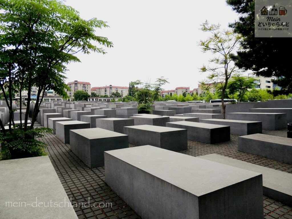 ベルリンのホロコースト記念碑の写真