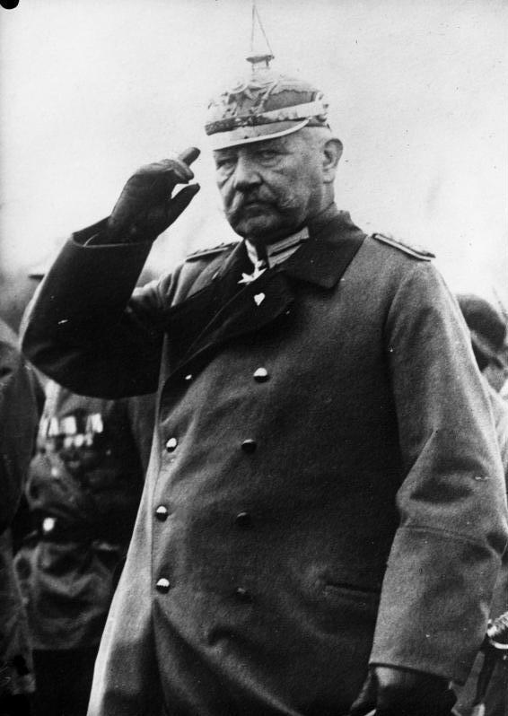 1925年、選挙戦中のヒンデンブルク