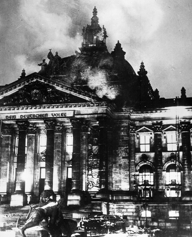 1933年の国会議事堂放火事件